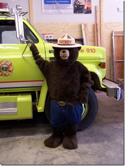 Smokey visits station